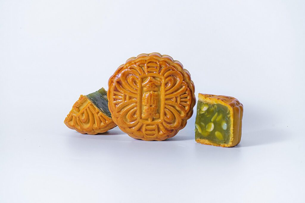 秋祭りは有名ですが、具体的にはいつ開催されるのですか？